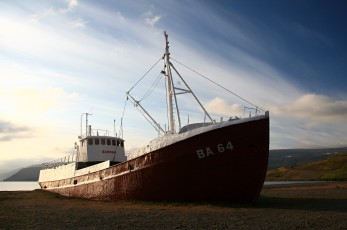 Vrak nejstarší islandské ocelové lodě Garðar BA 64