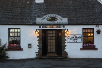 The Clachan Inn. Typická skotská hospoda