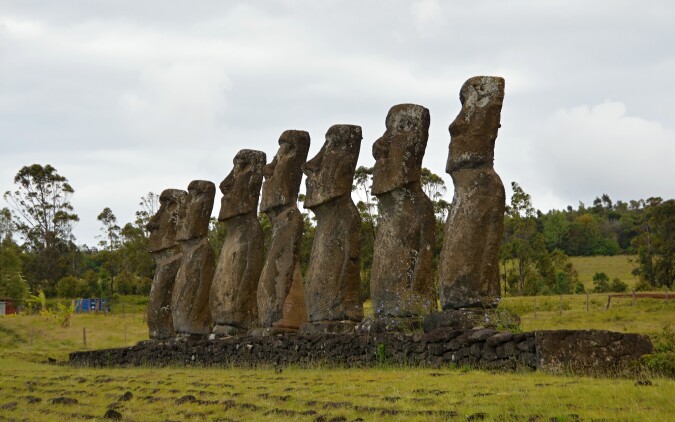 Za sochami Moai kolem Velikonočního ostrova (malý okruh)